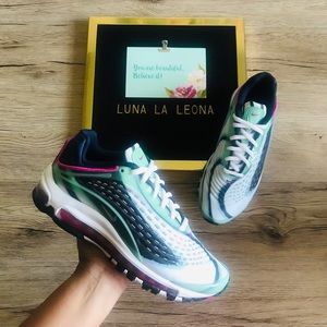 NWT Nike Air Max Deluxe (GS) AR0115301 Sneakers